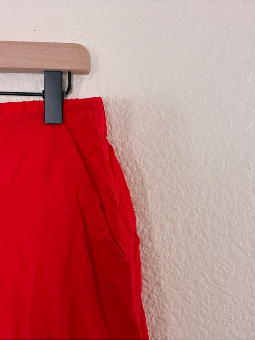 Garage | NWT red high waist nylon cargo pants size small - Picture 6 of 13